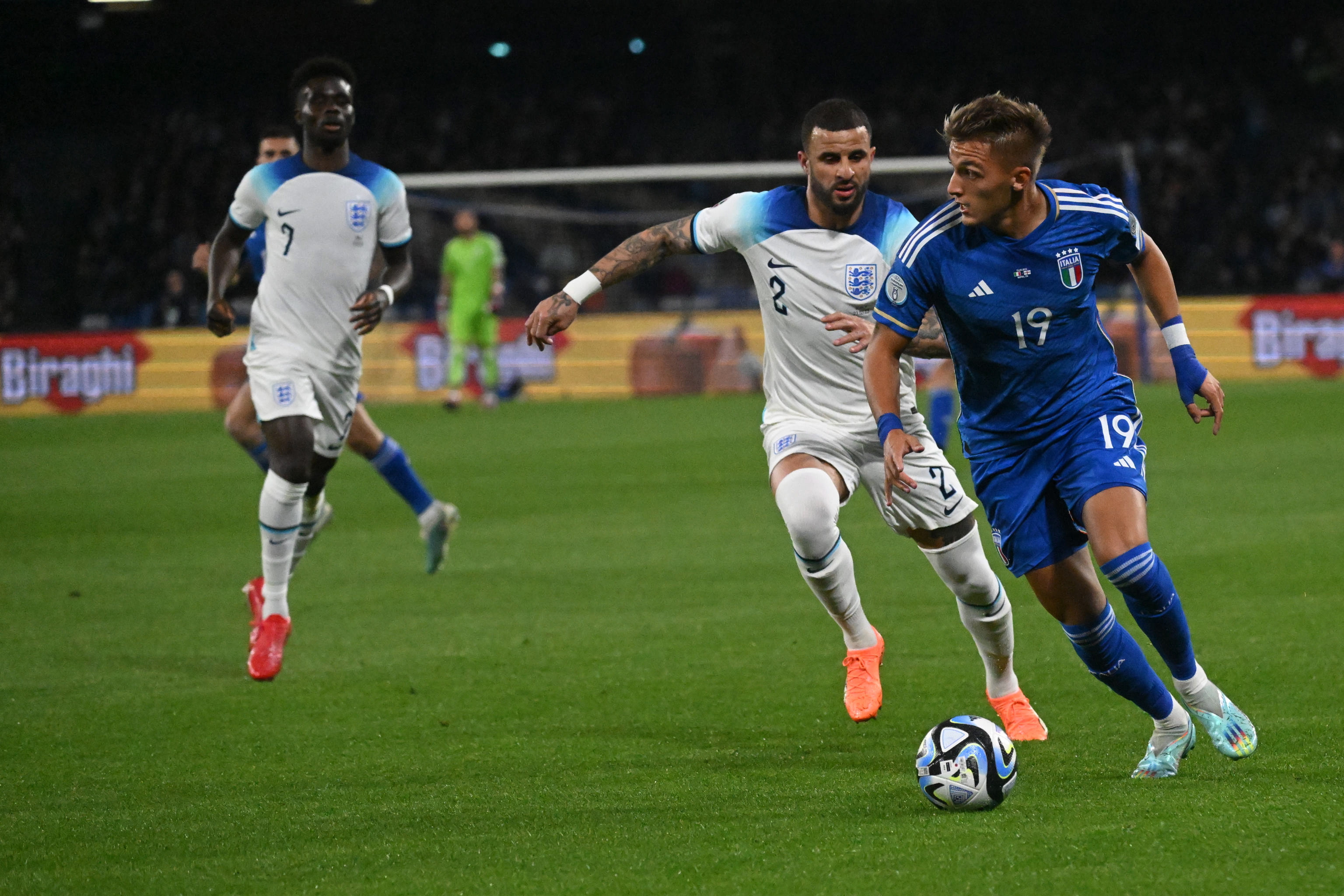 欧洲赛事足球比赛